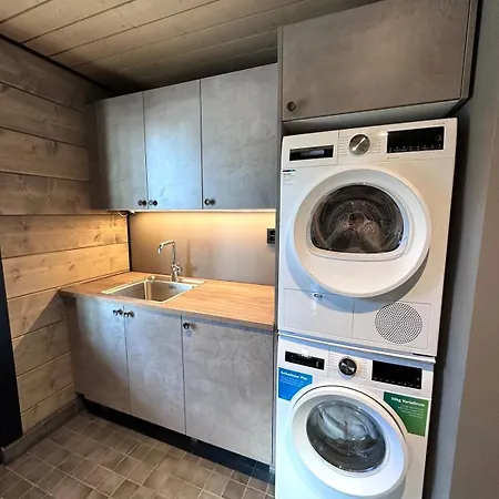 Norvahovi - View, Sauna And Wood Interior Villa Rovaniemi