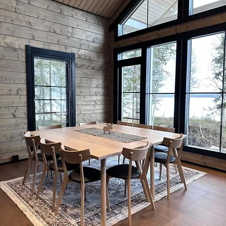 Villa Norvahovi - View, Sauna And Wood Interior Rovaniemi