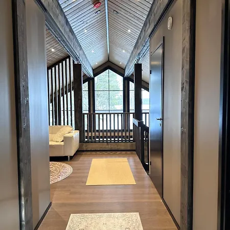 Norvahovi - View, Sauna And Wood Interior 罗瓦涅米