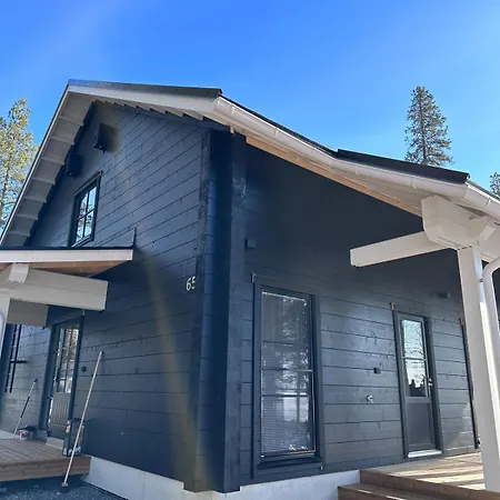 Villa Norvahovi - View, Sauna And Wood Interior