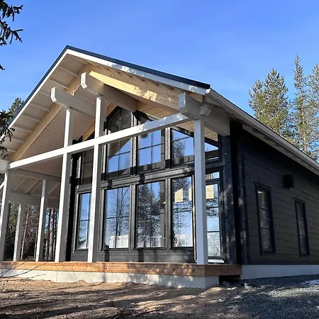 Norvahovi - View, Sauna And Wood Interior Vila