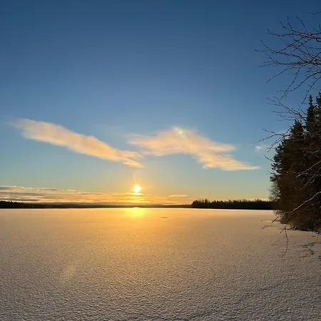 Norvahovi - View, Sauna And Wood Interior *