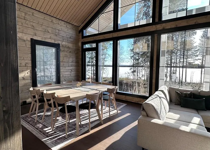 Norvahovi - View, Sauna And Wood Interior 别墅