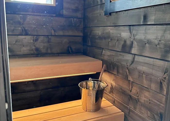 Norvahovi - View, Sauna And Wood Interior 别墅 *