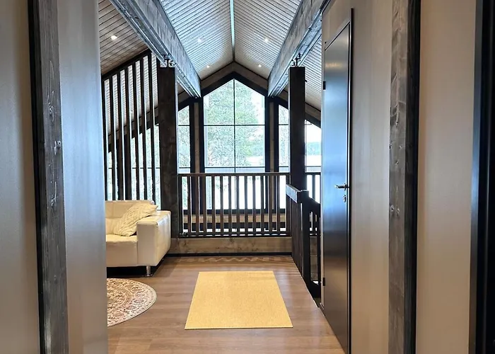 Norvahovi - View, Sauna And Wood Interior 罗瓦涅米