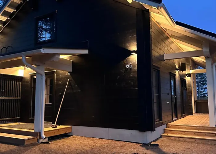 别墅 Norvahovi - View, Sauna And Wood Interior *